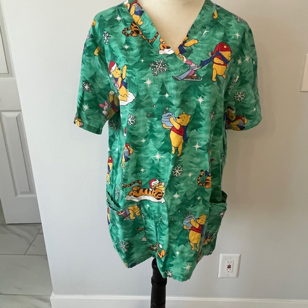 Disney Green Winnie the Pooh Women's Top